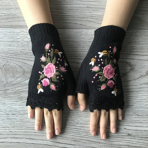 Handmade Embroidery Knit Gloves
