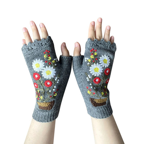 Womens Vintage  Handmade  Knitted Autumn Winter Gloves